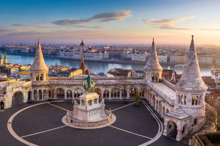 Fisherman's Bastion - Buda Castle Private Tour