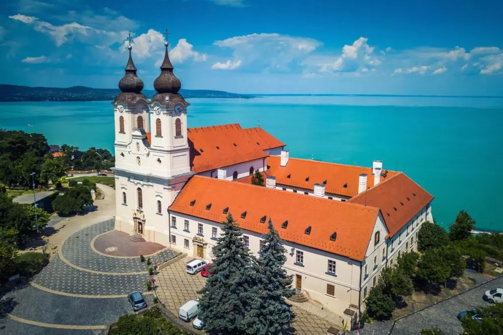 FULL DAY Lake Balaton & Tihany Private Tour