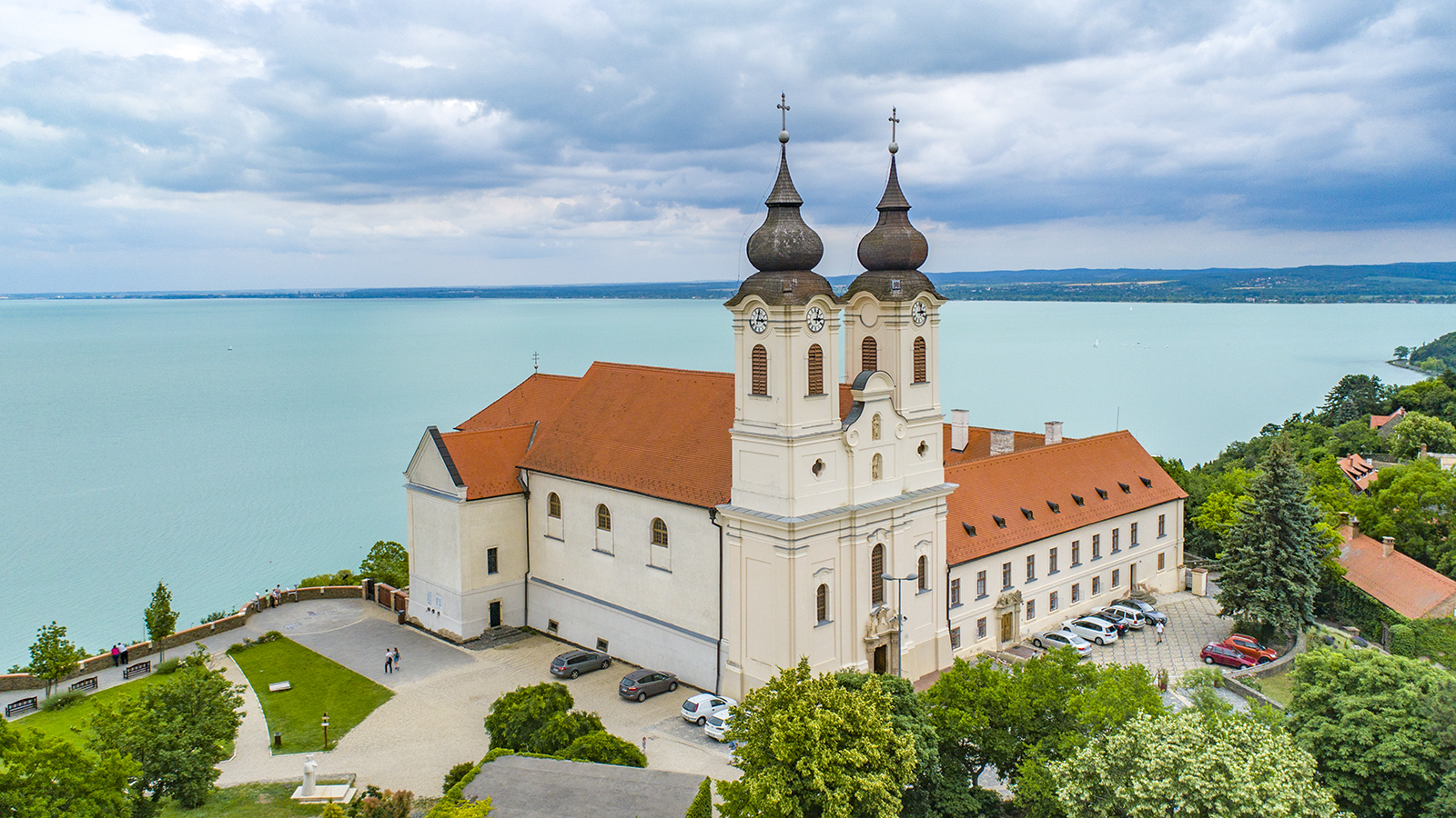 FULL DAY Lake Balaton & Tihany Private Tour