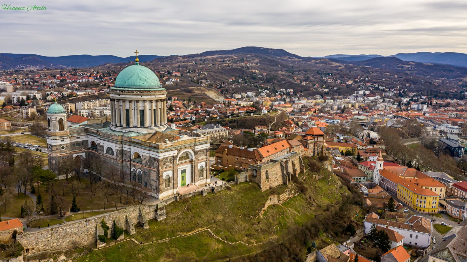 FULL DAY Top 3 Wonders of Danube River Private Tour (Szentendre, Visegrad, Esztergom)