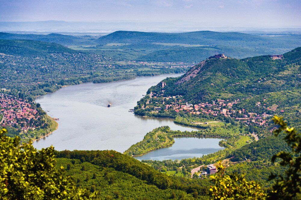 FULL DAY Top 3 Wonders of Danube River Private Tour (Szentendre, Visegrad, Esztergom)